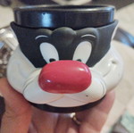 Looney Tunes collectible mugs Taz and Sylvester