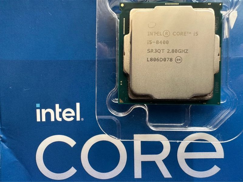Intel Core i5-8400 processor like new,… - € 50,00 - Vendora.cy