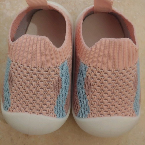 OFFER! Non-slip baby sports shoes for 7-12 months (12cm)
