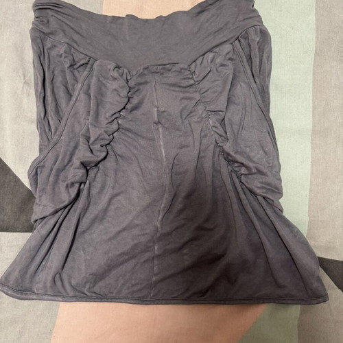 In & Out sports skirt used, size M, gray