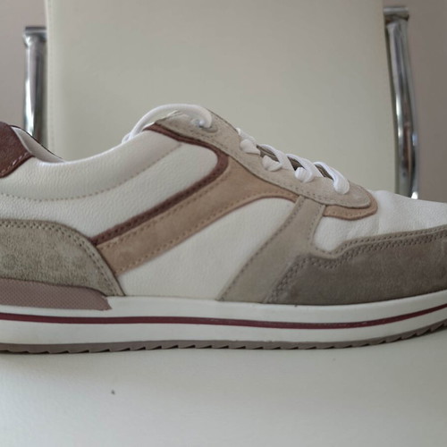 Medicus leather sneakers, size 40, 26cm insole, white with beige and pink suede accents