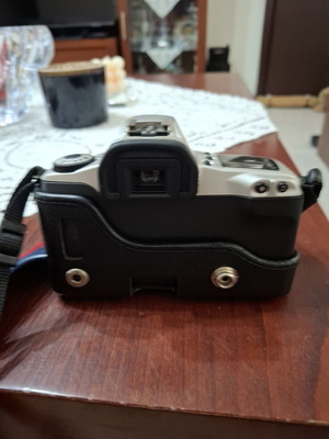 Canon EOS 300 analog camera like new