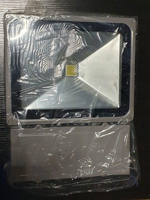 Προβολέας Led 70 watt καινούργιος, ασημί, 230 volt, 6000k