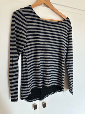 Long sleeve blouse like new, size M, dark blue with gray