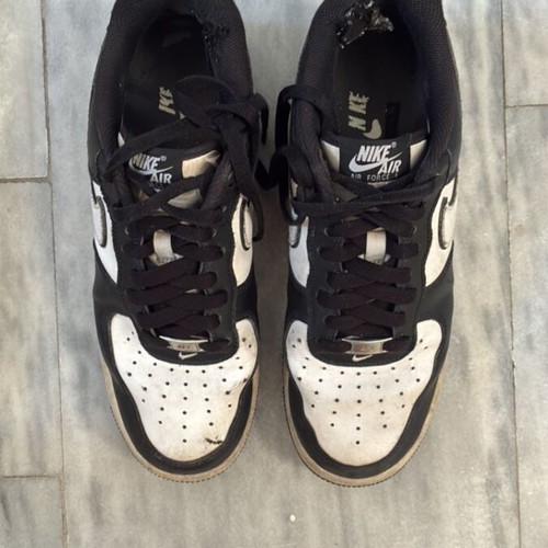 Nike Airforce 1 '07 sneakers used, black and white, size 43