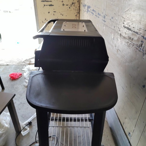 Severin SEVO GTS Electric Grill 3000W used with wheeled base and thermometer