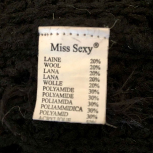 Black fluffy vest like new