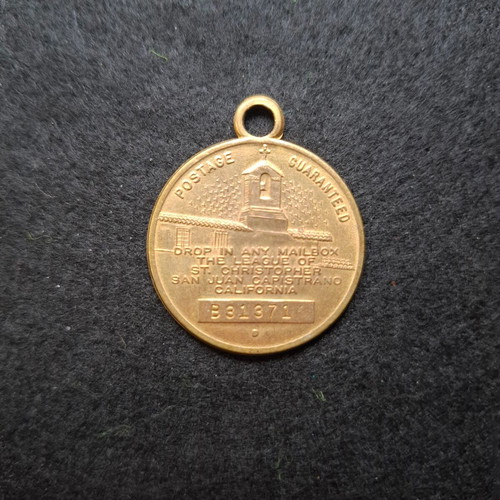 Vintage pendant The League of St. Christopher like new