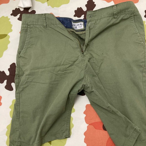 Pull & Bear men's modern shorts used, size L