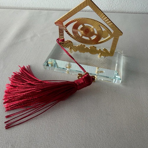 Tabletop house charm in plexiglass like new