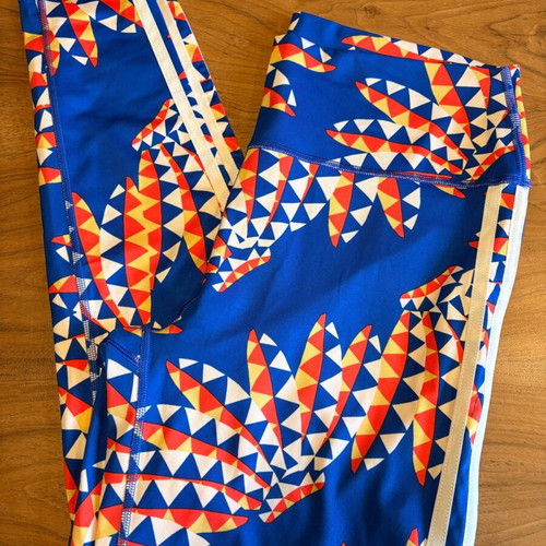 Adidas x Farm Rio leggings Large like new, 7/8