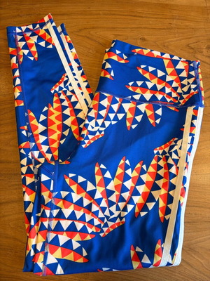 Adidas x Farm Rio leggings Large like new, 7/8