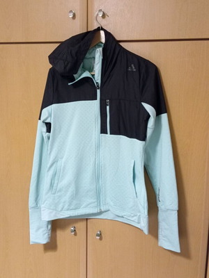 Adidas women's sports jacket like new, Climaheat, size M