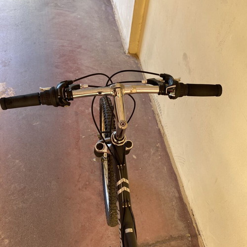 Outdoor Extreme 26” Mountain Bike used with dual suspension