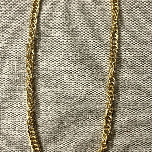 Jewelry set in gold tone like new