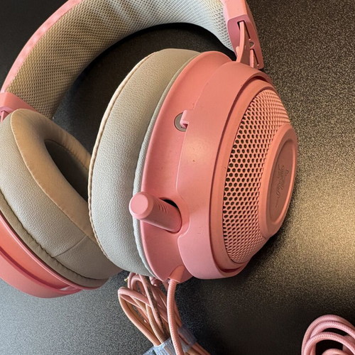 Razer Kraken Kitty Quartz Pink headset used, 3.5 mm jack