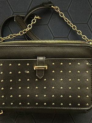 Bag with chain strap like new, black