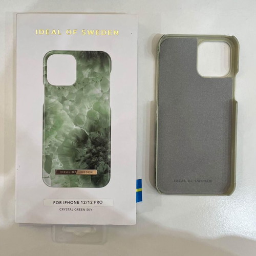 iPhone 12/12Pro case Ideal of Sweden like new