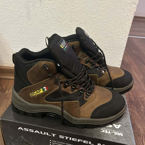 Hunter O2 Bicap Shoeboy's work boots new unworn size 42