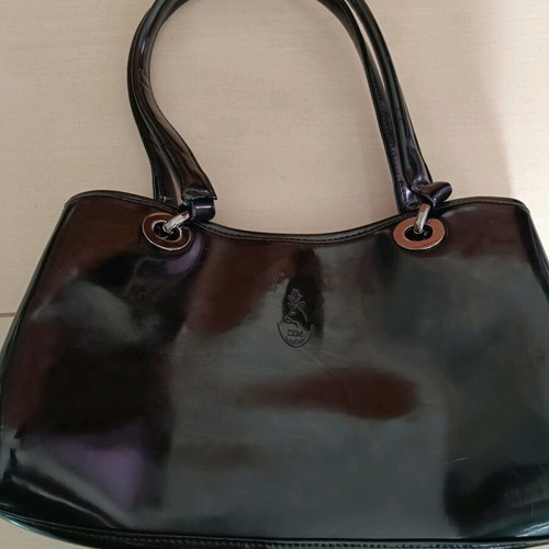 Dim leather club black genuine leather shoulder bag like new
