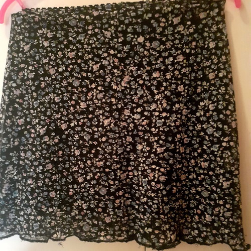 Know How printed mini skirt size Small