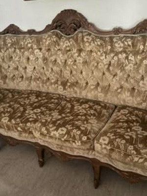 Four-seater sofa and armchair