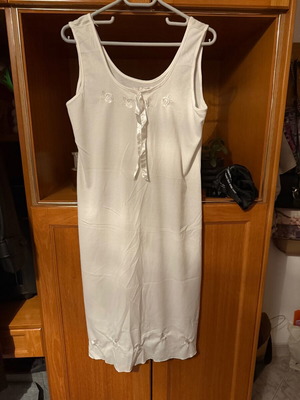 White nightgown new, size XL