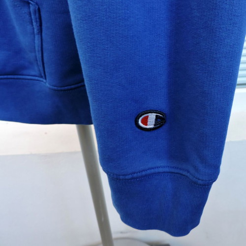 Champion Men's Blue Pullover Hoodie Size Large Like New