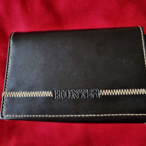 Hunter women's toiletry bag black with white stitching