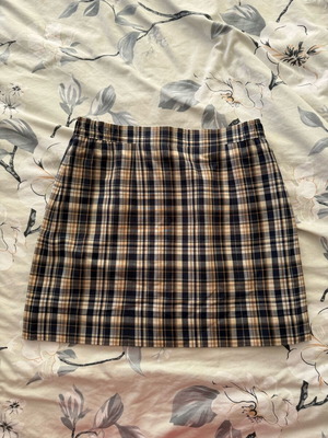 Vintage skirt like new, size M, blue and brown