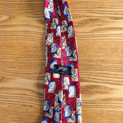 Giorgio Milano vintage silk tie with leaves, red and blue