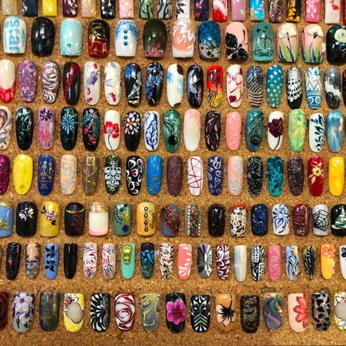 Nail design display board with 313 tips, 30x40 cm