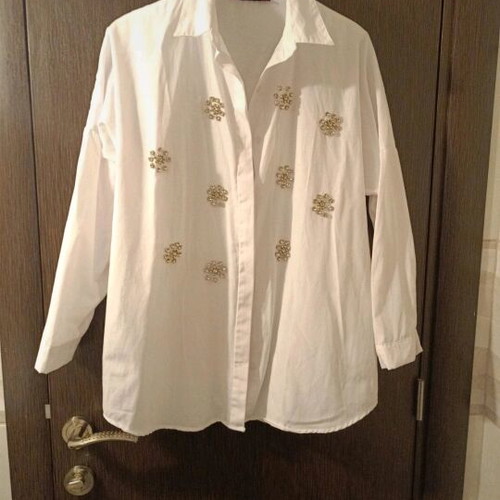 Shirt with strass like new, flowers, size S