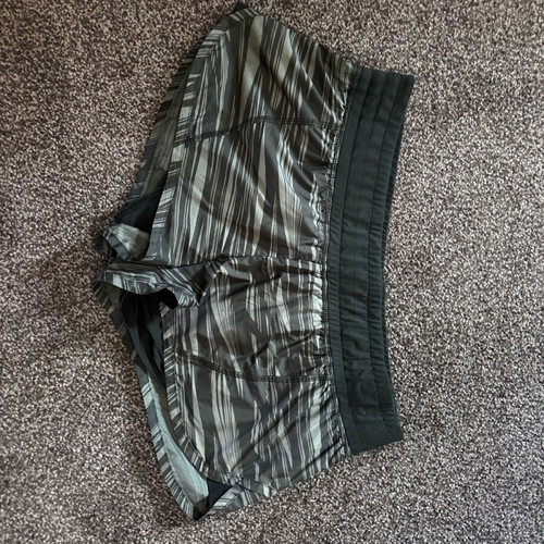 Adidas shorts like new, black