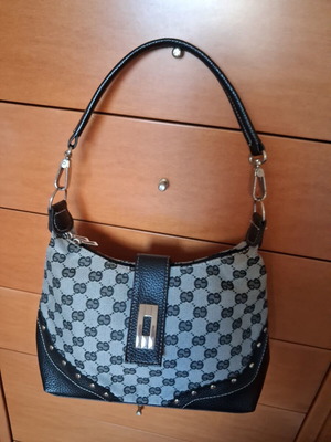 Fabric shoulder bag like new, dimensions 0.36×0.20