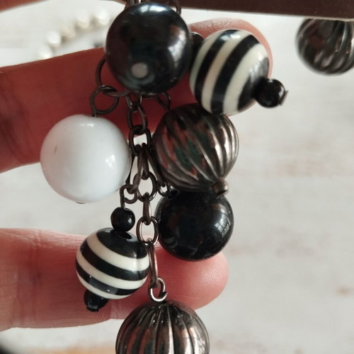 Jewelry set white-black faux like new