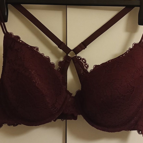 Women's lace lingerie set burgundy, size L, new