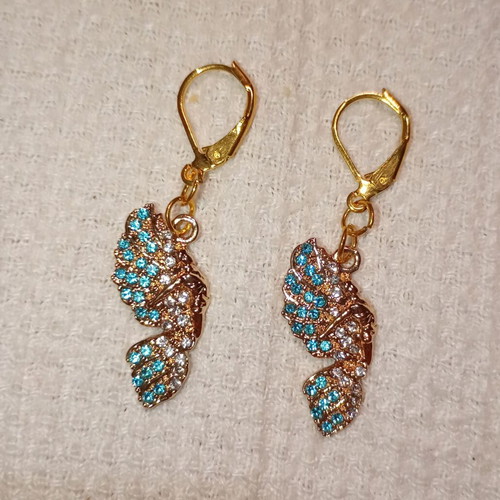 Angel Wings Earrings new with blue zirconia and yellow gold plating
