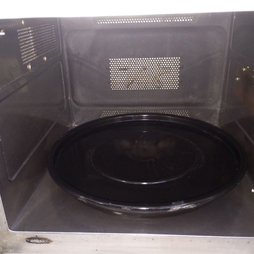 Hamilton Beach 999E microwave oven used, convection, 28L