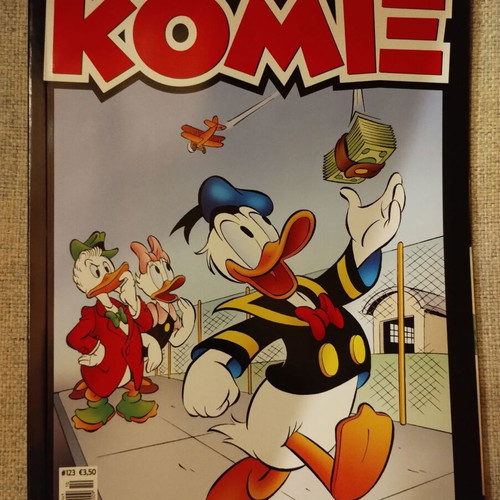Komix #123 Kathimerinis like new condition
