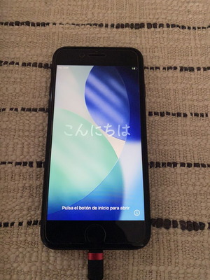 Apple iPhone SE 2020 128GB like new, black