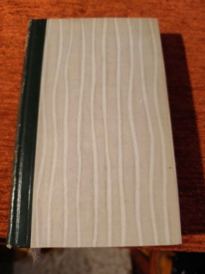Über den Fluss und in die Wälder used German book from 1954