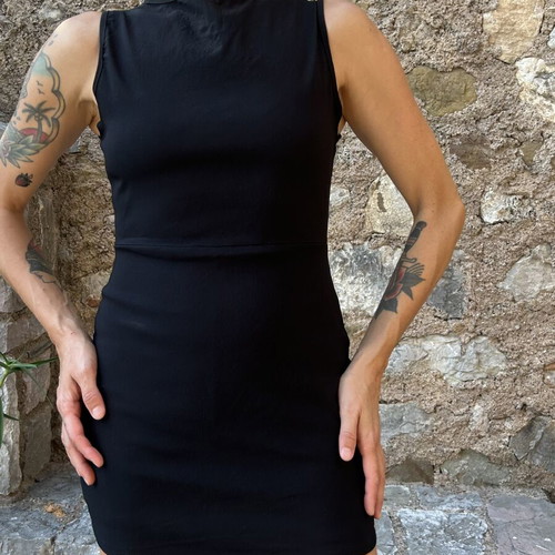 Boohoo black fitted mini dress with built-in shorts, size S
