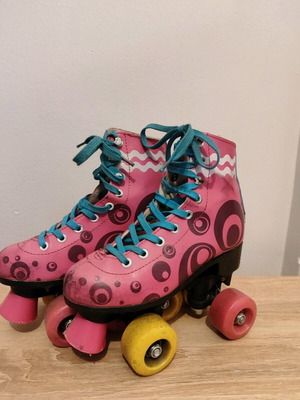 Children's roller skates size 34-35 used