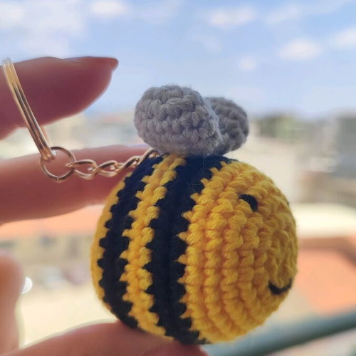 Crochet bee keychain made to order, black and yellow