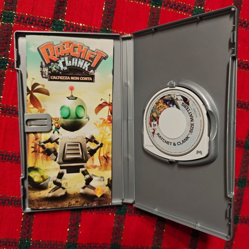 Ratchet & Clank Size Matters PSP game used