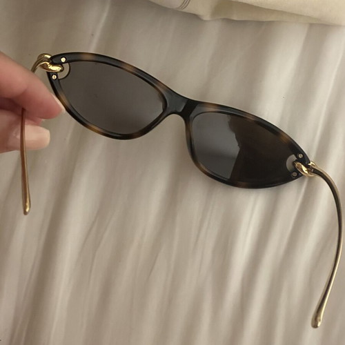 Bottega Veneta sunglasses like new, black and brown