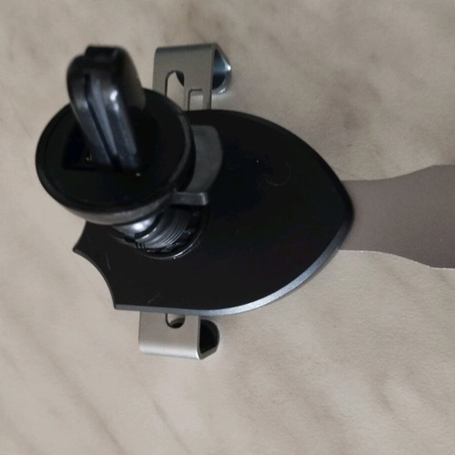 Car phone holder new, stable