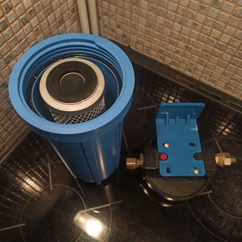 Water supply filter device 10 inches used