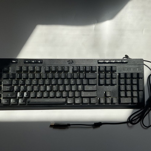 Red Dragon Keyboard K512RGB like new with colorful lighting